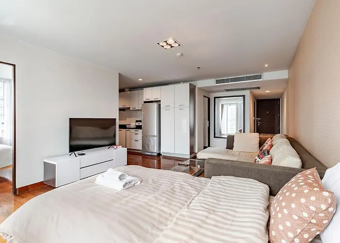 2 Bedroom In Downtown Bts Chitlom Bkk * Bangkok