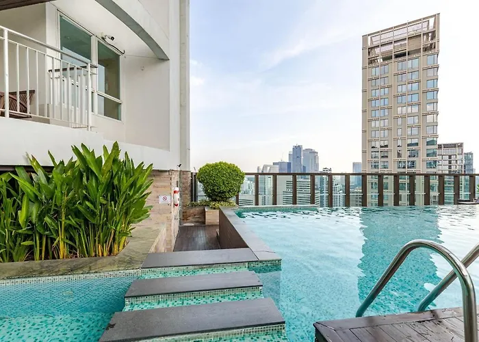 Apartment 2 Bedroom In Downtown Bts Chitlom Bkk