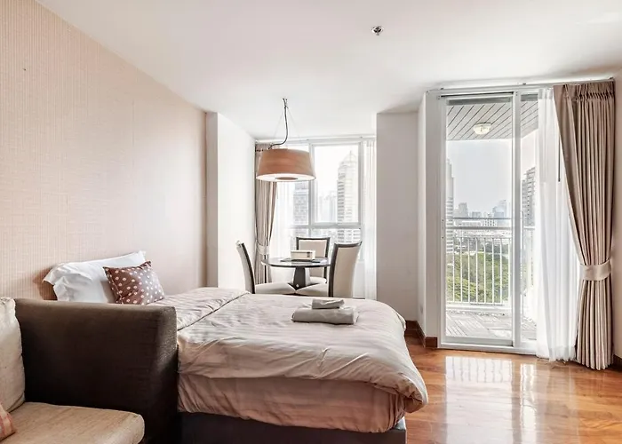 2 Bedroom In Downtown Bts Chitlom Bkk Apartment Bangkok
